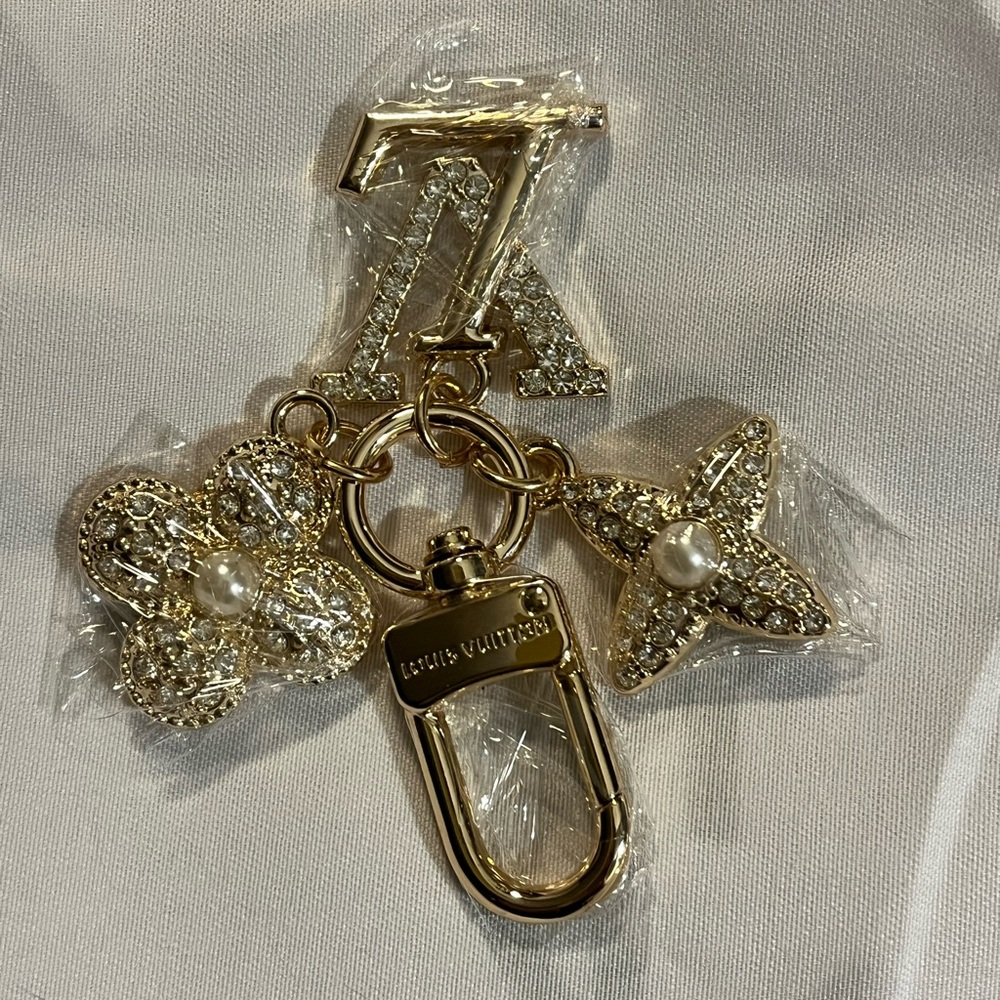 Handbag Charm-ACCEPTING reasonable offers